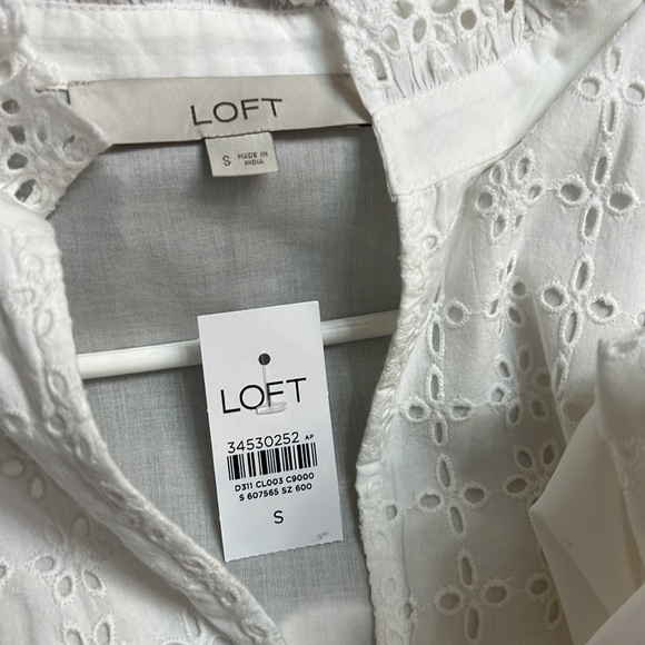 LOFT Eyelet Ruffle Bib Blouse Small NWT - Picture 6 of 11